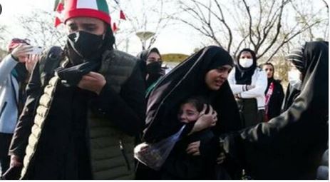 Le régime iranien réprime les fans de football féminines