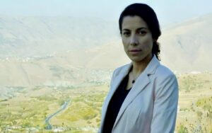 La prisonnière politique iranienne Pakhsan Azizi condamnée à mort