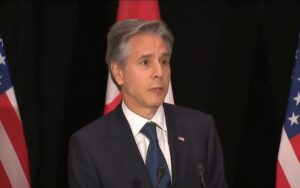 Le secrétaire d’État américain : la dépendance d’Assad envers le régime iranien et la Russie a conduit à sa chute