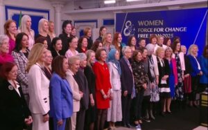 Les femmes mènent la lutte : une conférence mondiale appelle à un Iran libre et démocratique