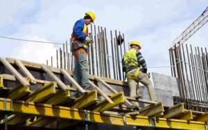 Décès quotidien de 27 travailleurs et décès annuel de 10 000 travailleurs en Iran