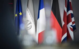 La troïka européenne mène des négociations nucléaires stériles avec le régime iranien à Istanbul