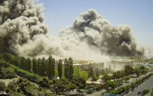 Jour 13 – Le cessez-le-feu perdure, l'Iran confronté aux conséquences et à la pression diplomatique