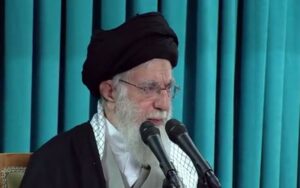 L'illusion de Khamenei : un régime dans le déni face à l'effondrement de l'Iran