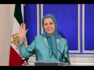 Une dirigeante de l'opposition exhorte les Iraniens à renverser Khamenei