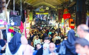 La crise iranienne s'aggrave : bureaucratie croissante, moyens de subsistance en déclin