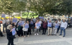 Rassemblement de retraités, de travailleurs, d'étudiants et de frontaliers dans les rues