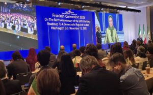 Lors de la Convention Iran Libre 2025, Mike Pompeo appelle à un soutien ferme à l'alternative démocratique iranienne