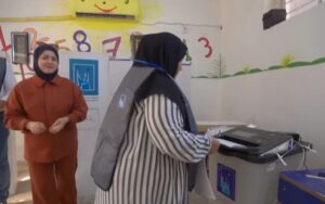 Des groupes soutenus par Téhéran remportent 58 sièges au Parlement irakien
