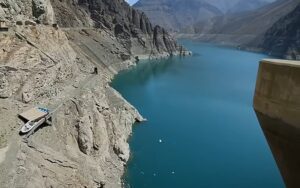 Le réservoir du barrage de Karaj ne pourra approvisionner Téhéran en eau potable que pendant deux semaines