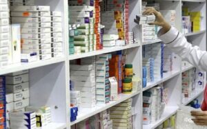 En Iran, les stocks de centaines de médicaments sont tombés sous la barre des trois mois