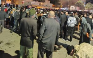 Les manifestations en Iran s'étendent à de nouveaux secteurs et villes au troisième jour