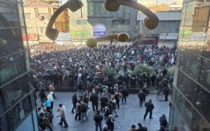 Contrairement aux prévisions, les manifestations en Iran se sont étendues après la guerre des douze jours
