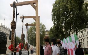 L'Iran enregistre 100 exécutions en une semaine et 241 en trois semaines