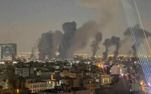 Septième jour de guerre : la puissance de feu du régime iranien diminue face à l'escalade du conflit