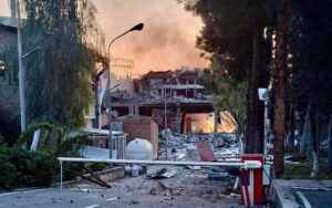 34e jour de la guerre contre l'Iran : Attaques continues, prix du pétrole en hausse et conflit régional qui s'étend