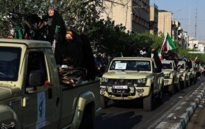 Démonstration de force illusoire des partisans du régime iranien dans les rues