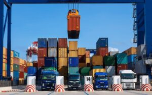 20 000 conteneurs de fret iraniens bloqués dans les ports pakistanais
