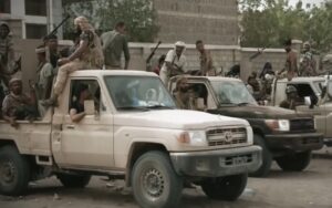 La coalition dirigée par l'Arabie saoudite bombarde le port de Hodeïda dans un contexte d'escalade des affrontements avec les Houthis soutenus par Téhéran