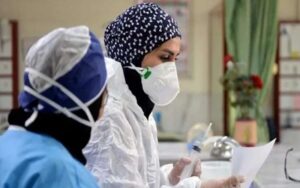 Crise des services de santé en Iran : une pénurie de 100 000 infirmiers
