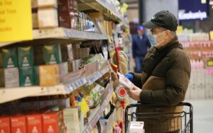 Centre de statistiques d'Iran : l'inflation en glissement annuel a atteint près de 88 % en juillet