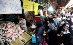 Un expert proche du régime avertit : l'économie iranienne dans un état critique