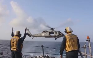 Les États-Unis attaquent des positions du CGRI sur l'île de Larak